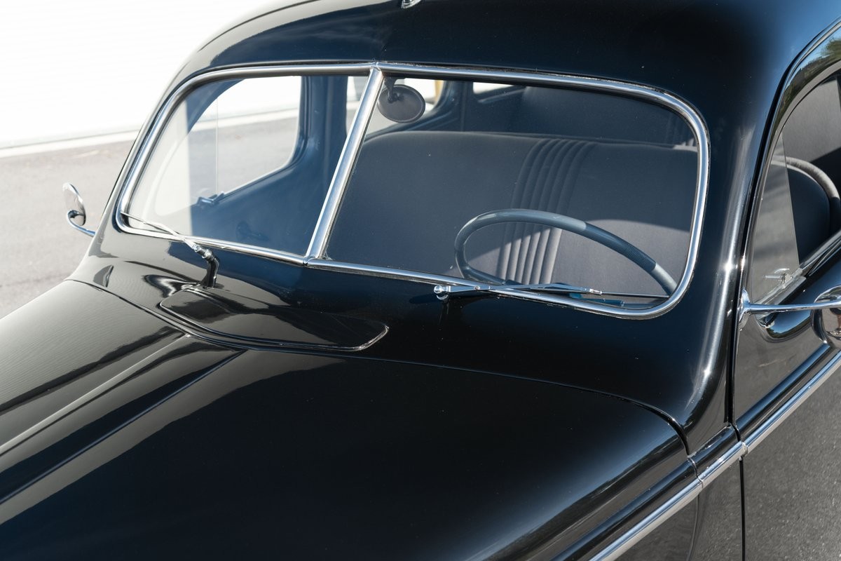 Mercury-Eight-1940-38