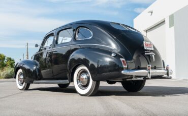 Mercury-Eight-1940-5