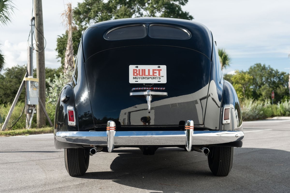 Mercury-Eight-1940-9