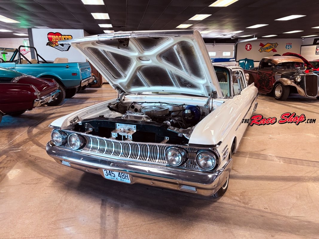 Mercury-Meteor-1961-Sedan-1