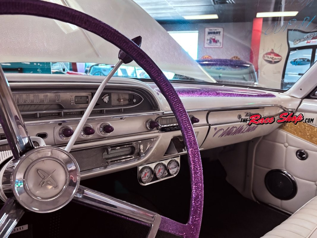 Mercury-Meteor-1961-Sedan-11