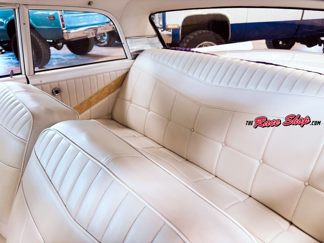 Mercury-Meteor-1961-Sedan-13