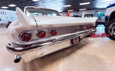 Mercury-Meteor-1961-Sedan-25