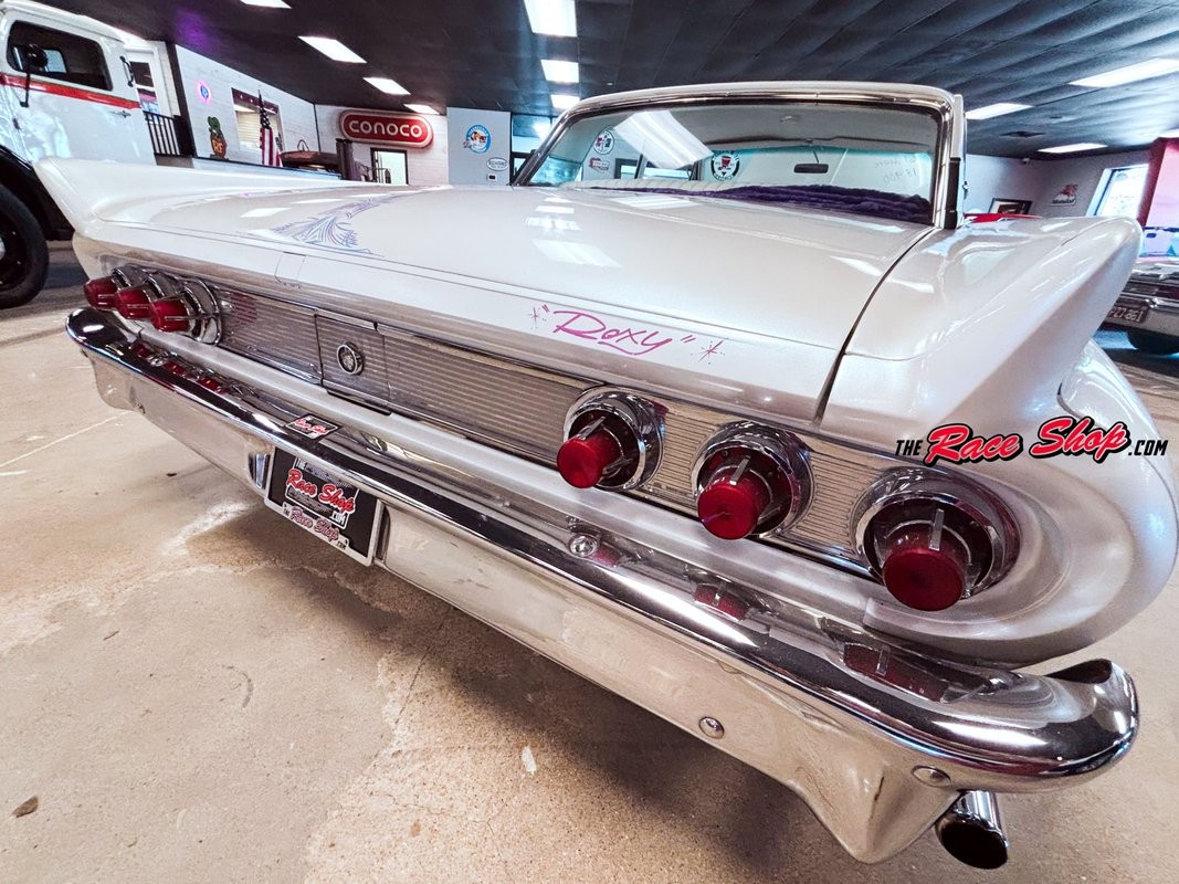 Mercury-Meteor-1961-Sedan-26