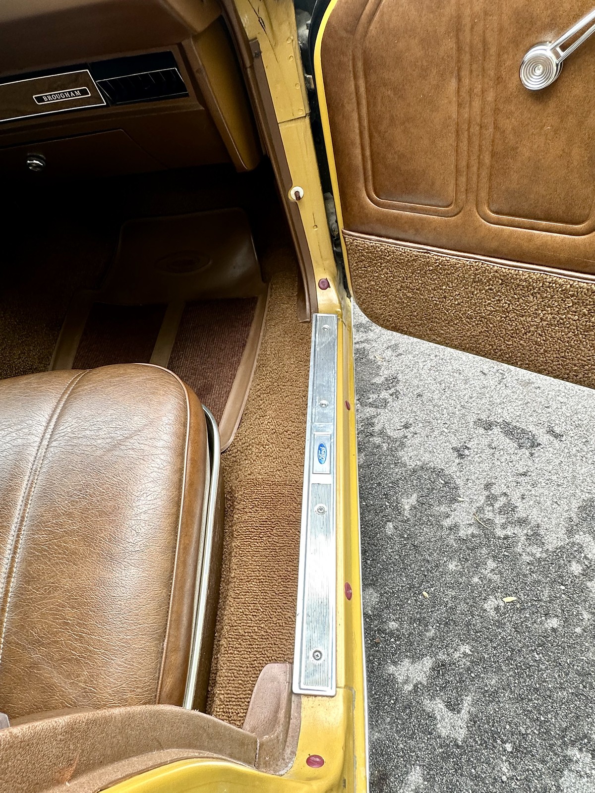 Mercury-Montego-1974-MUSEUM-QUALITY-1-OWNER-30