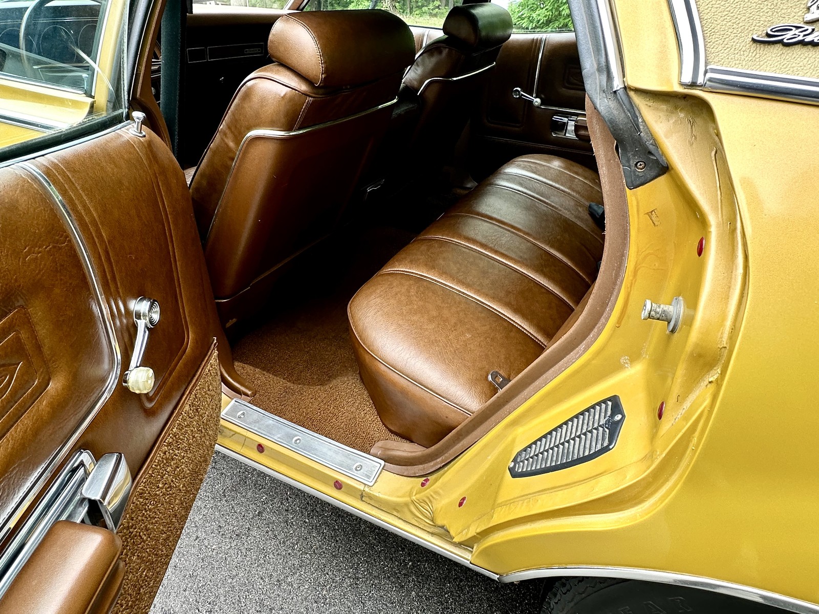 Mercury-Montego-1974-MUSEUM-QUALITY-1-OWNER-36