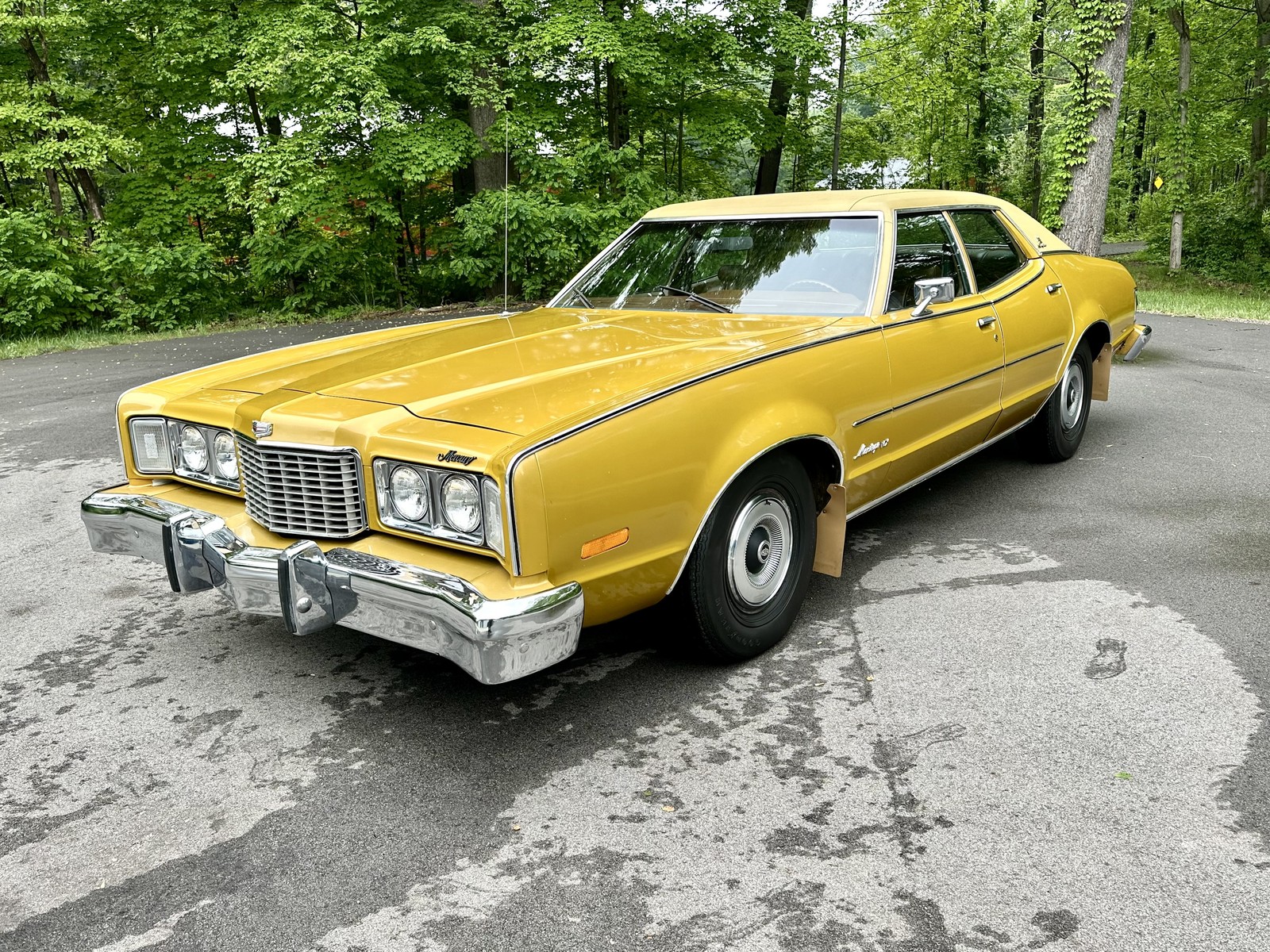 Mercury-Montego-1974-MUSEUM-QUALITY-1-OWNER-8