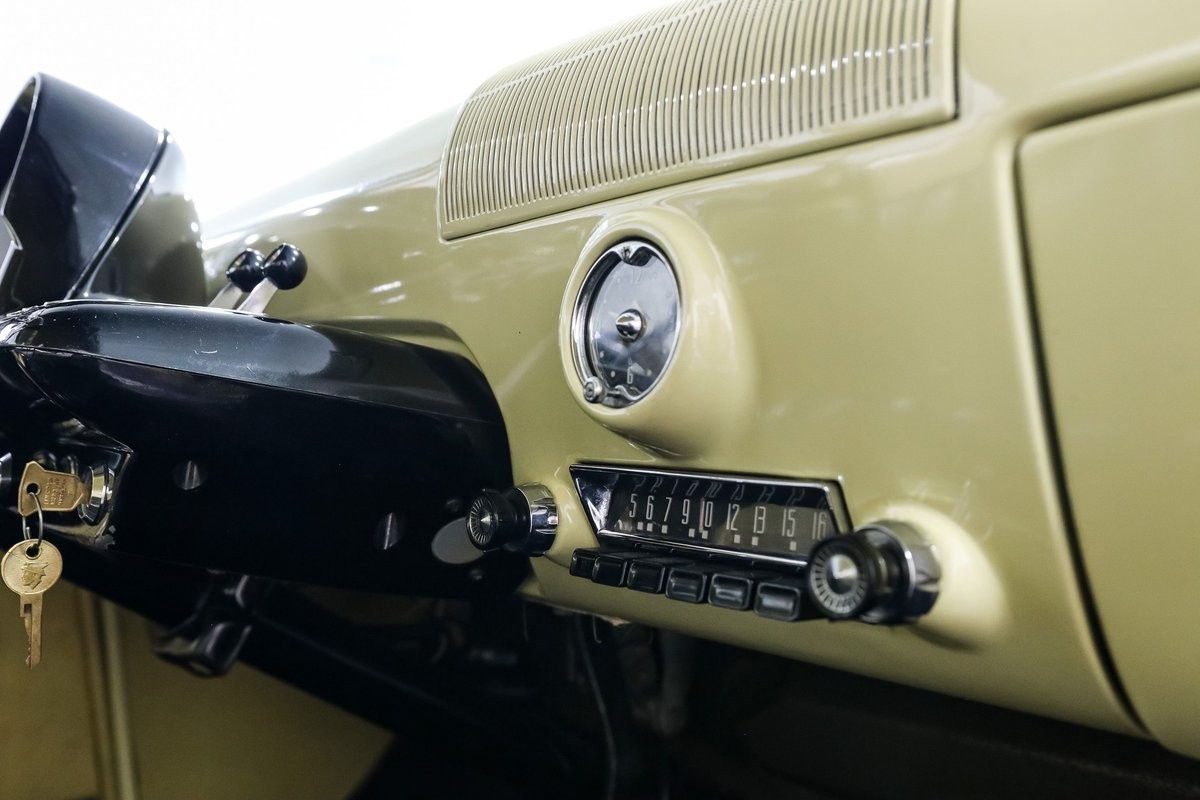Mercury-Monterey-1953-Coupe-24