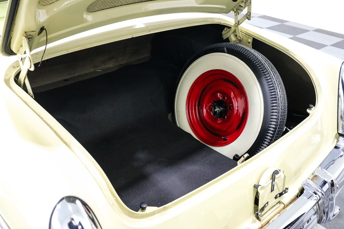 Mercury-Monterey-1953-Coupe-26