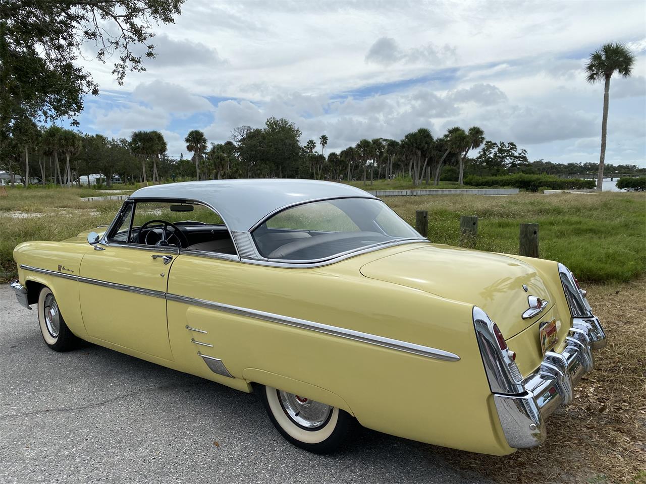 Mercury-Monterey-1953-Yellow-Black-1