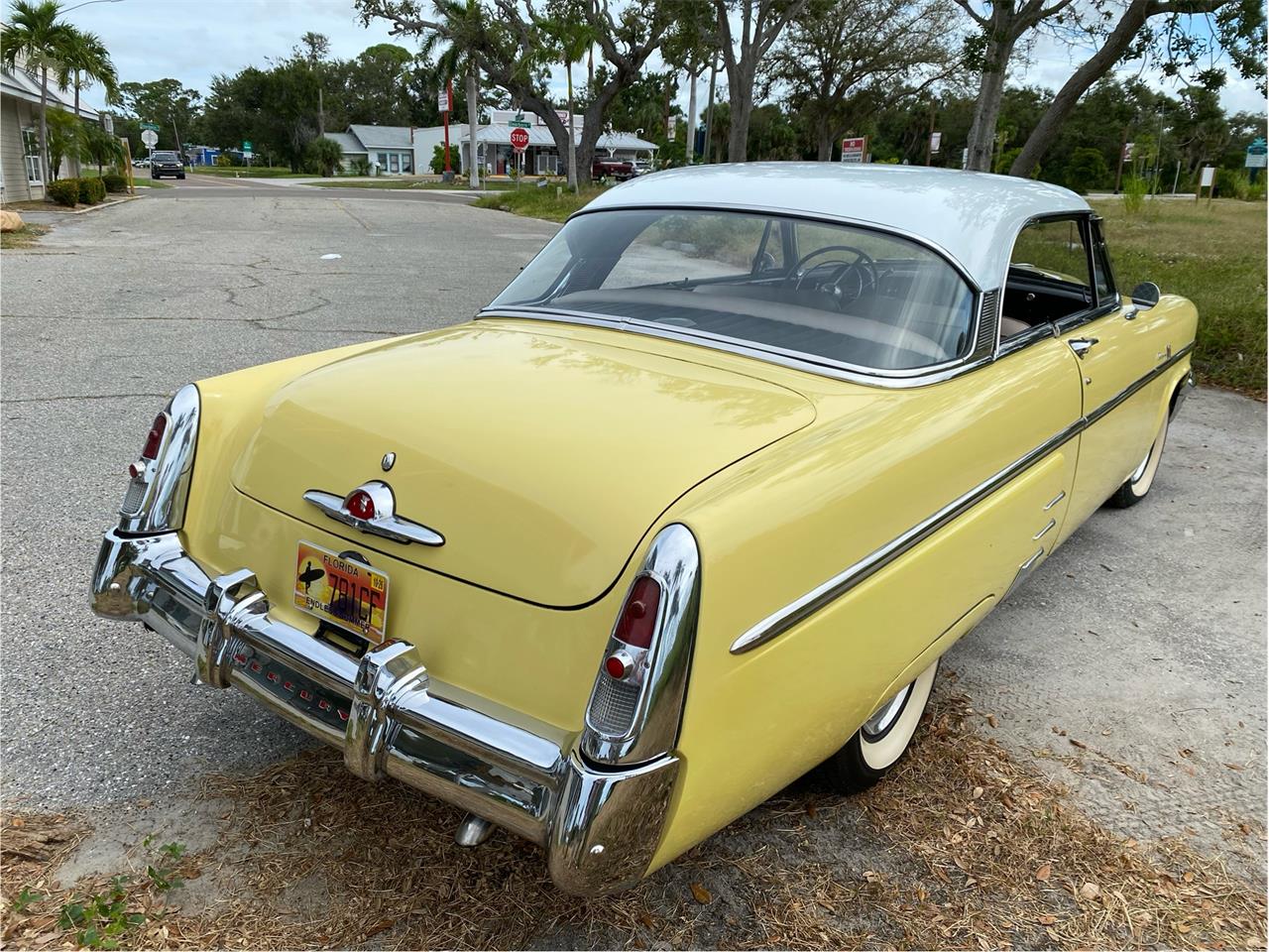 Mercury-Monterey-1953-Yellow-Black-3