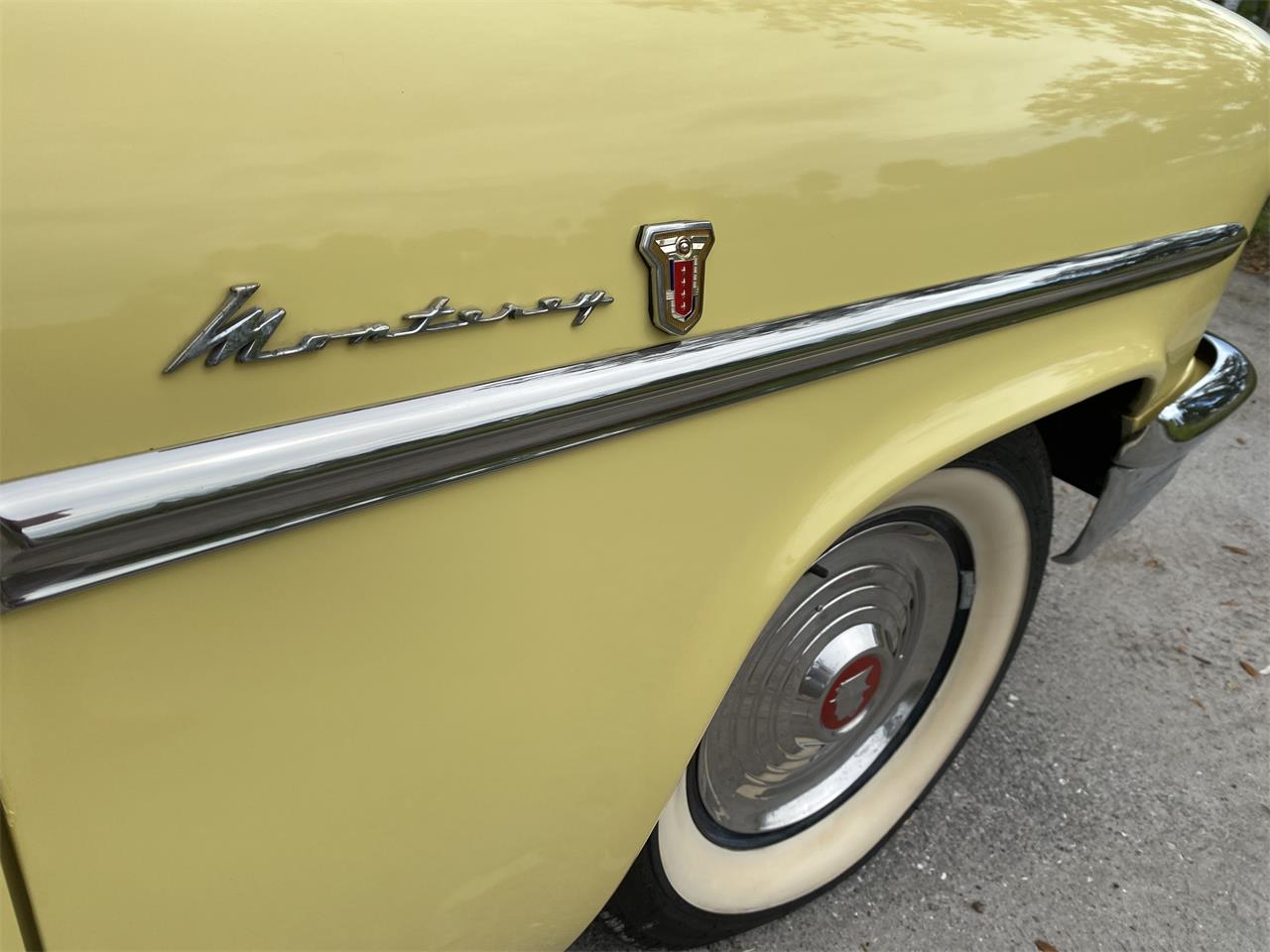 Mercury-Monterey-1953-Yellow-Black-4