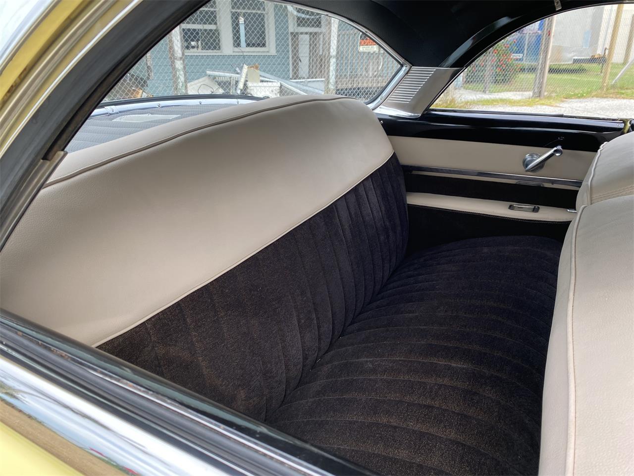 Mercury-Monterey-1953-Yellow-Black-7