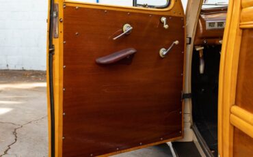 Mercury-Wagon-1948-Station-Wagon-32