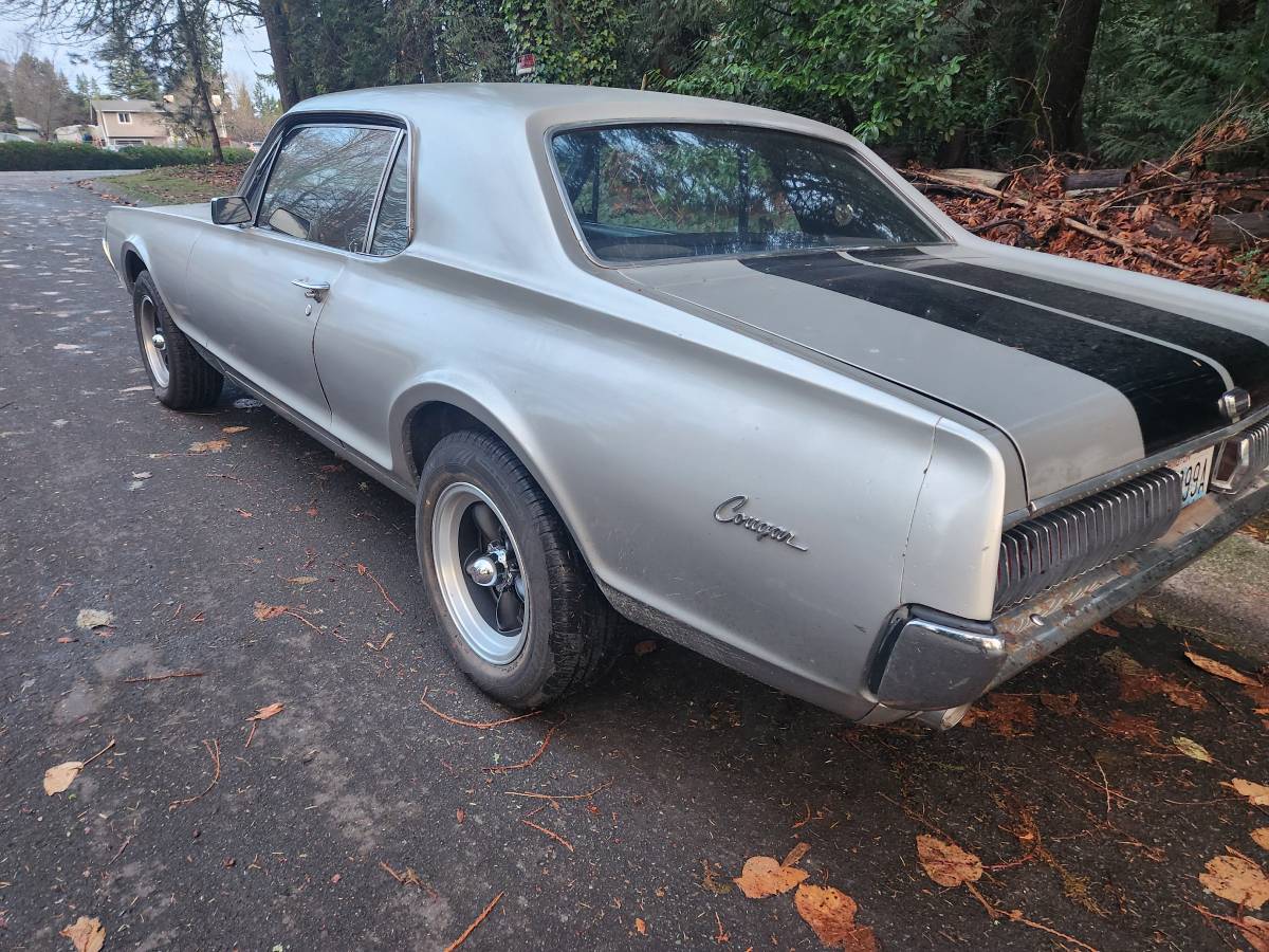 Mercury-cougar-1967-1
