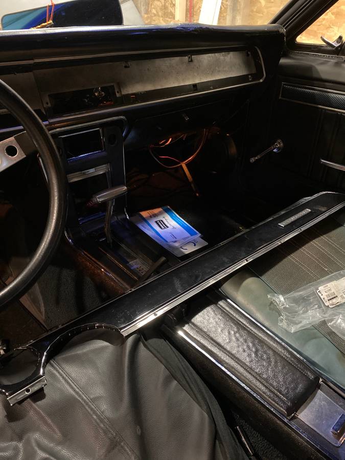 Mercury-cougar-1967-black-2