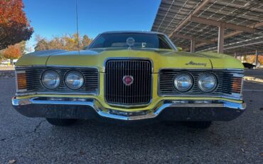 Mercury-cougar-1971-yellow-8