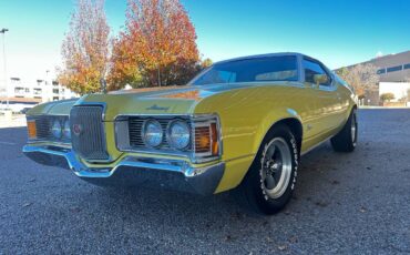 Mercury-cougar-1971-yellow-9