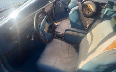 Mercury-cougar-1981-blue-10