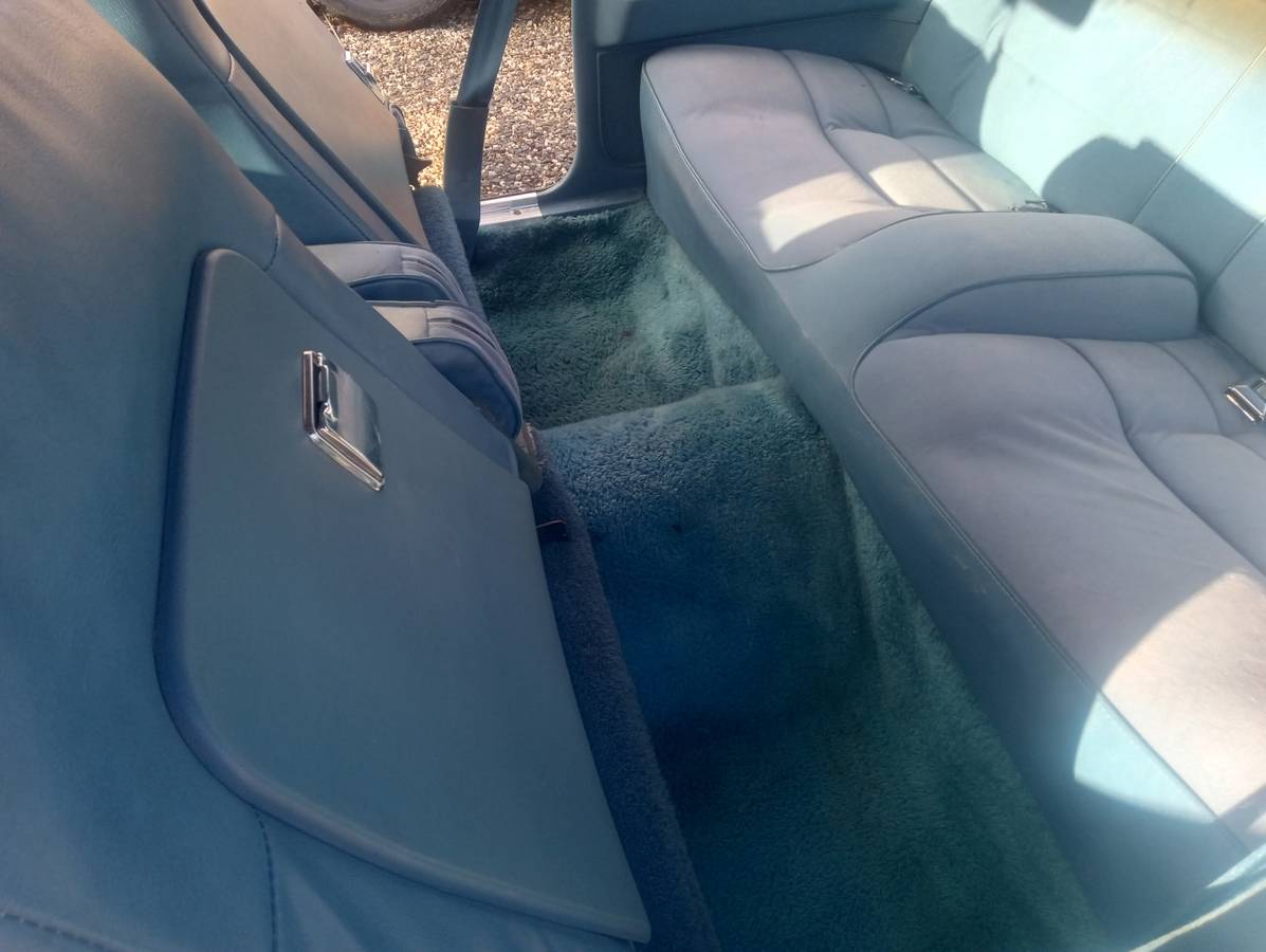 Mercury-cougar-1981-blue-4