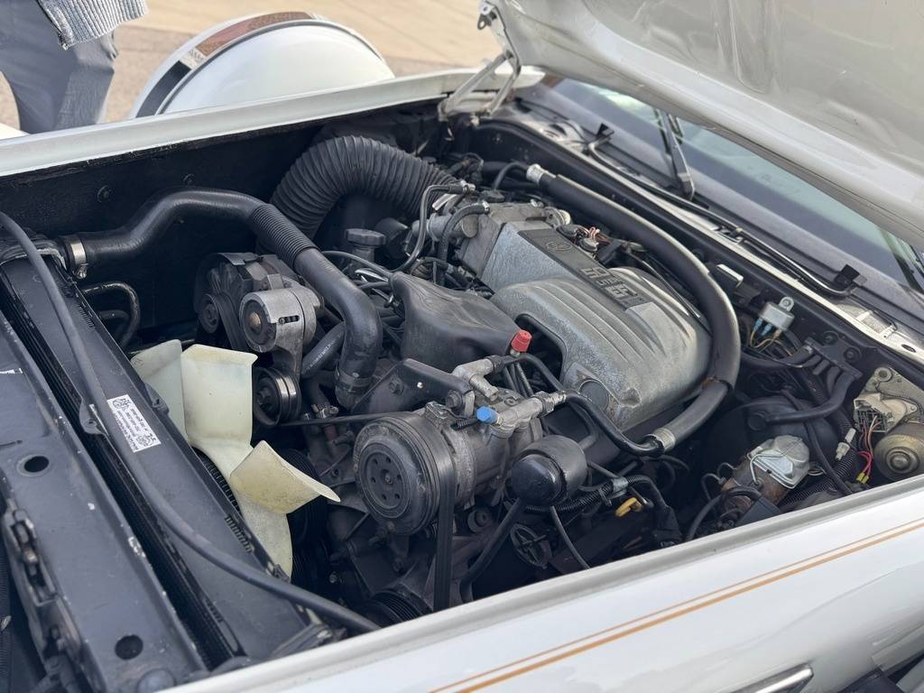 Mercury-cougar-1986-white-140