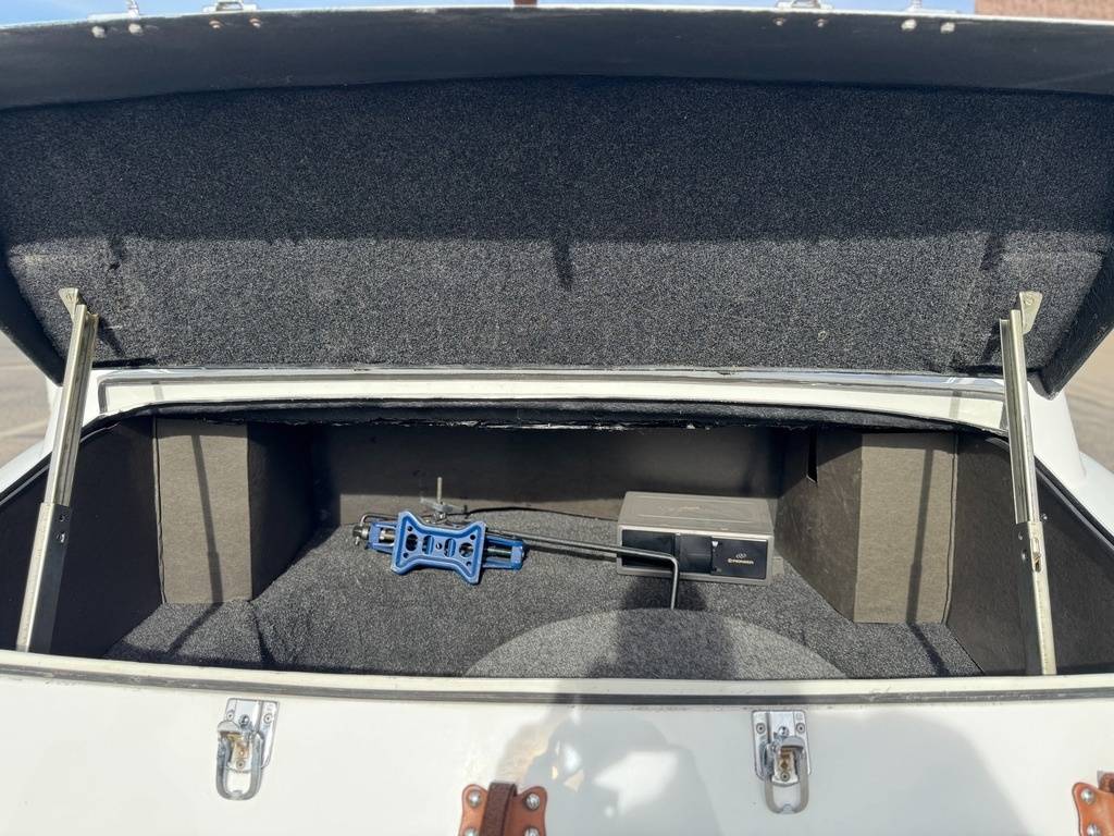 Mercury-cougar-1986-white-3