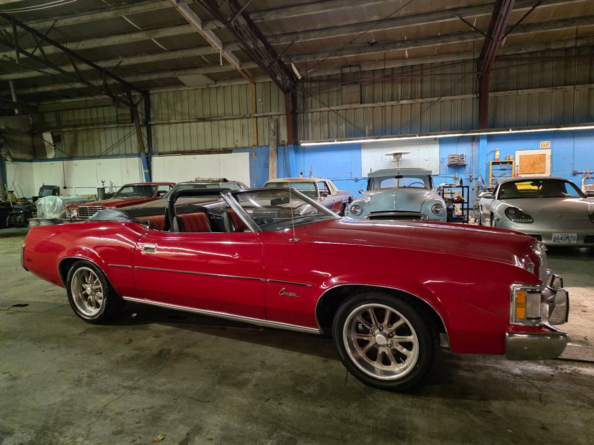 Mercury-cougar-convertible-1973-12