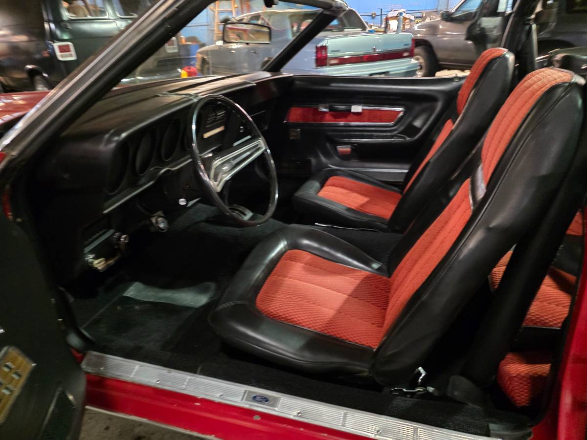 Mercury-cougar-convertible-1973-17