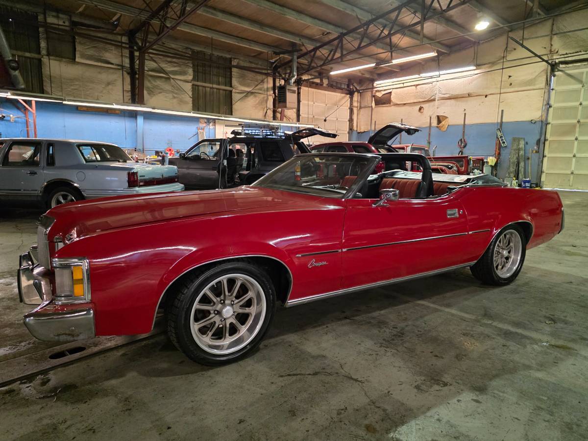 Mercury-cougar-convertible-1973-19