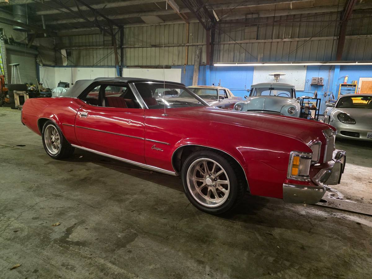 Mercury-cougar-convertible-1973-9