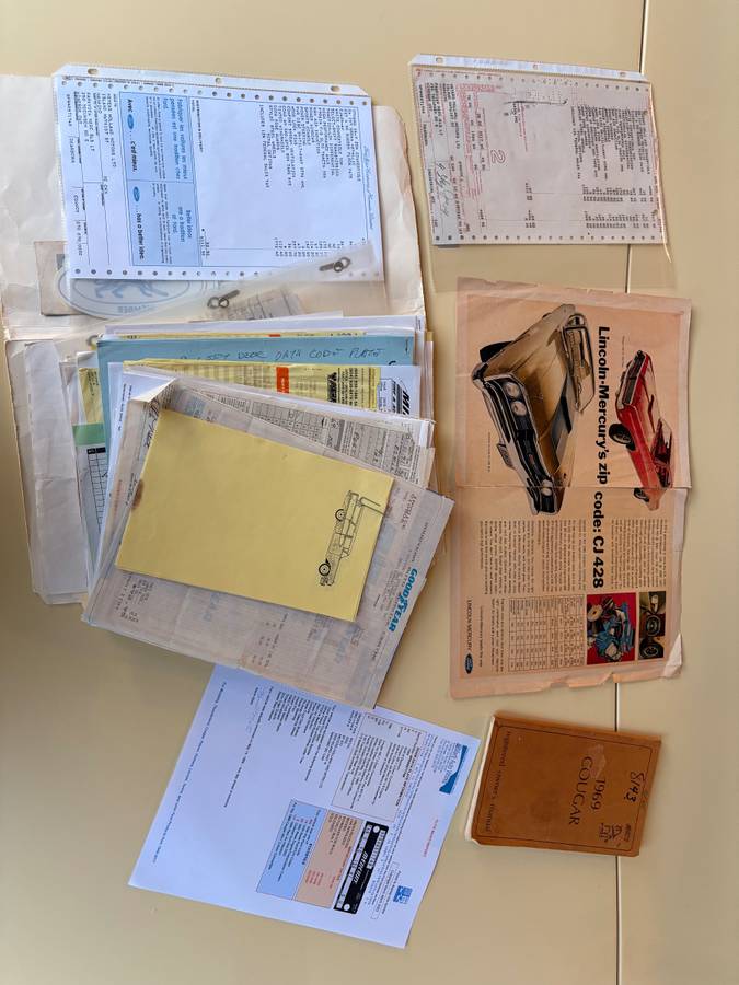 Mercury-cougar-xr7-1969-yellow-11