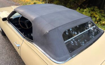 Mercury-cougar-xr7-1969-yellow-16