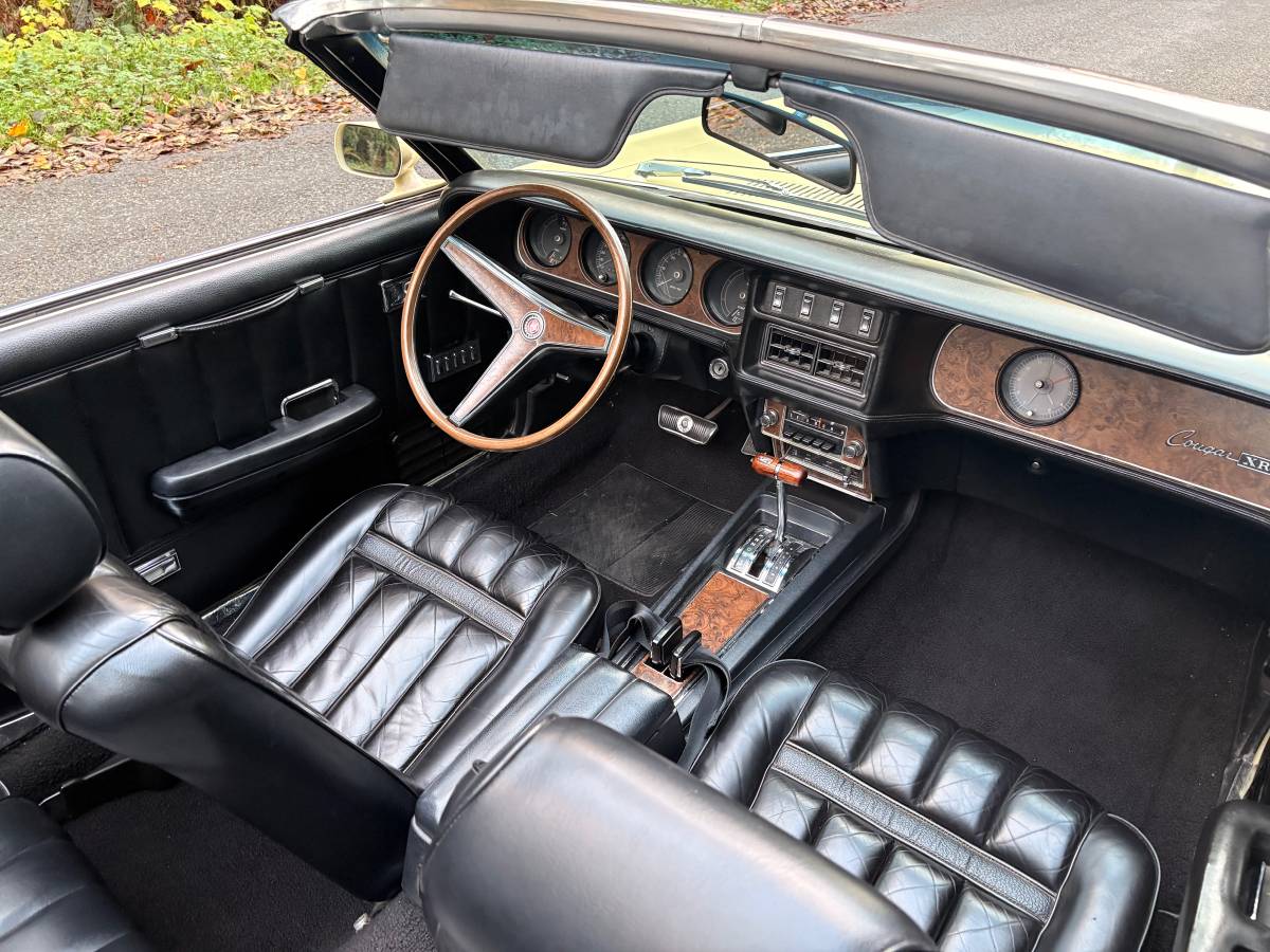 Mercury-cougar-xr7-1969-yellow-8