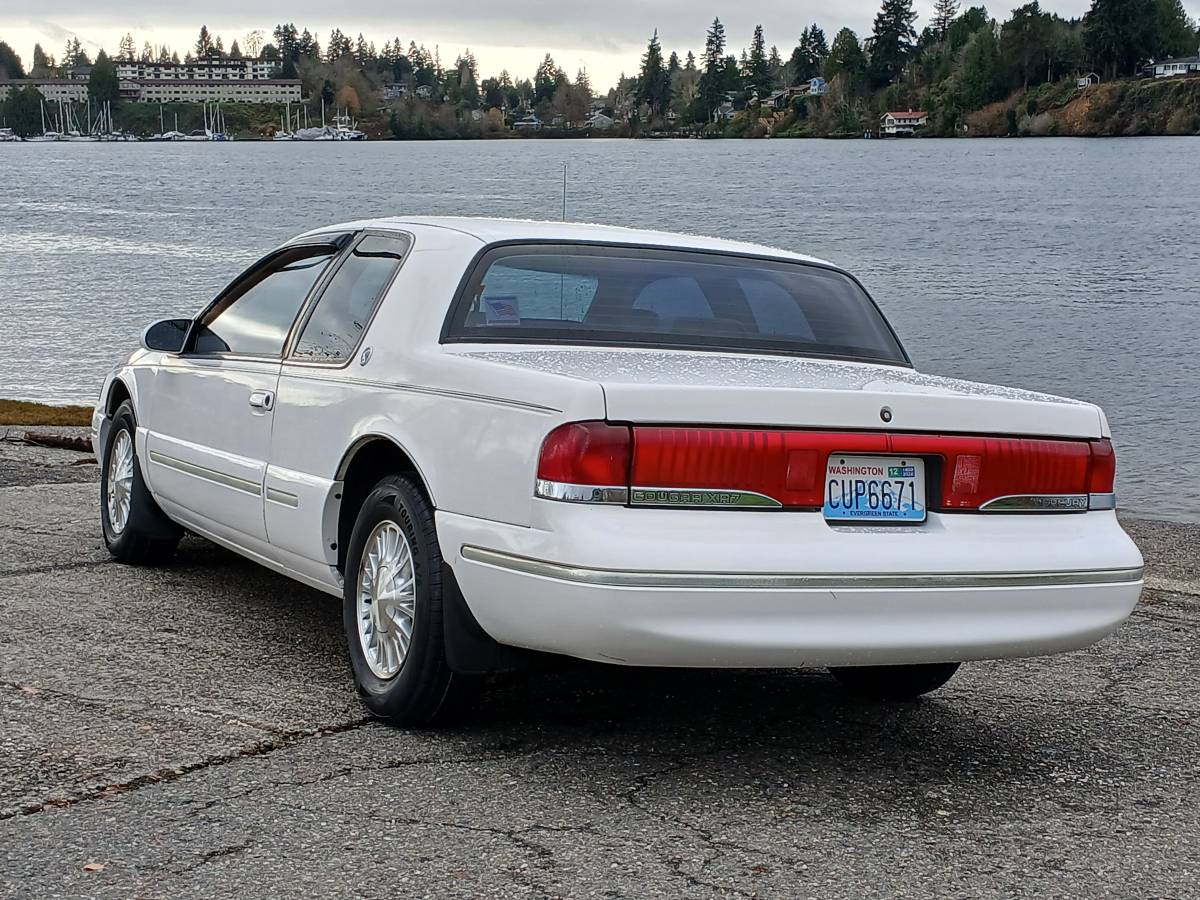 Mercury-cougar-xr7-1996-white-1