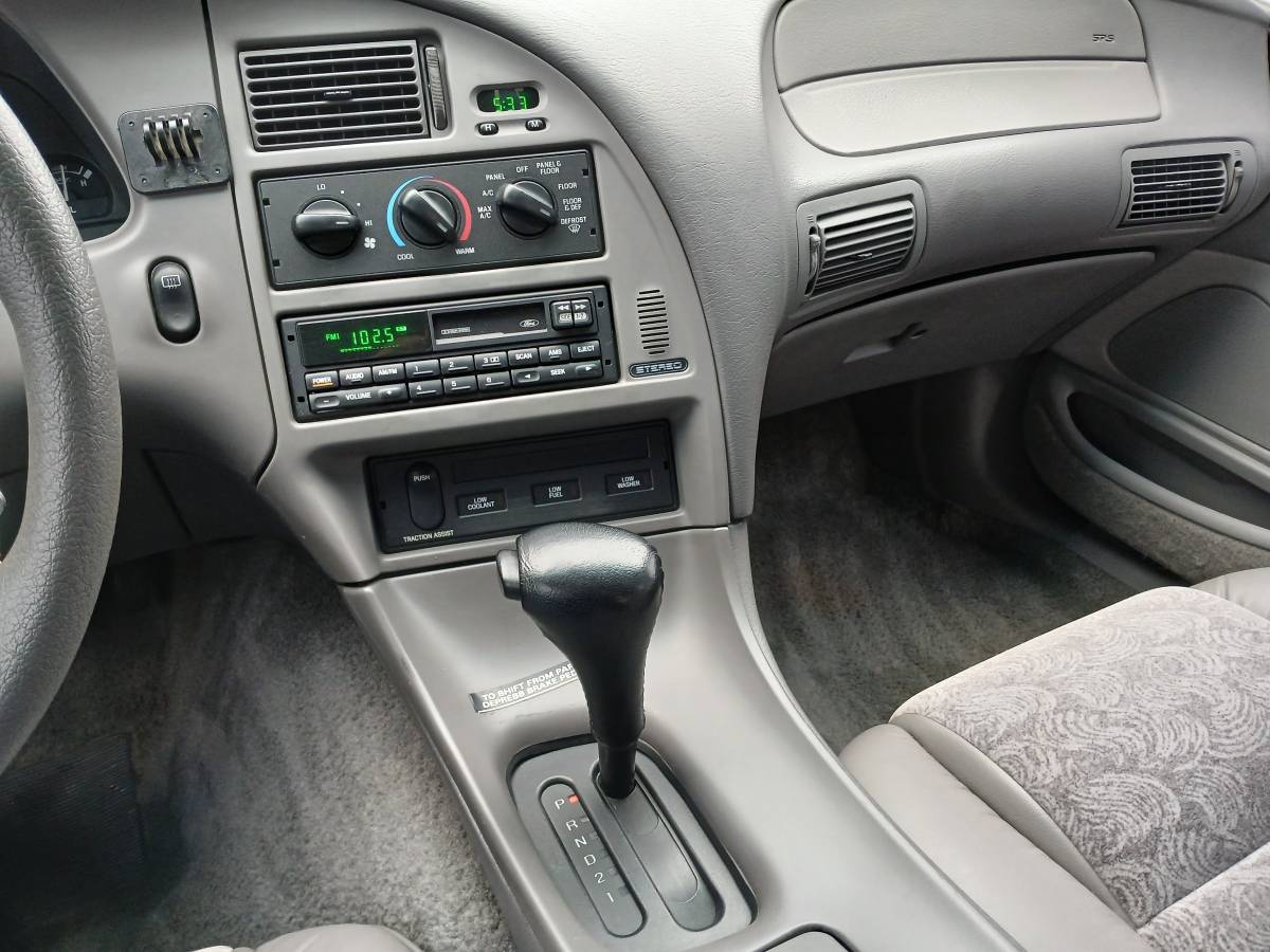 Mercury-cougar-xr7-1996-white-5