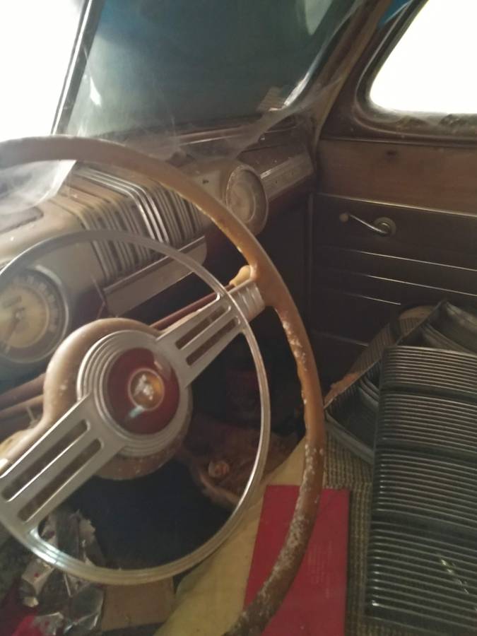 Mercury-coupe-1946-custom-2