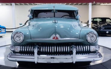 Mercury-eight-1951-grey-1