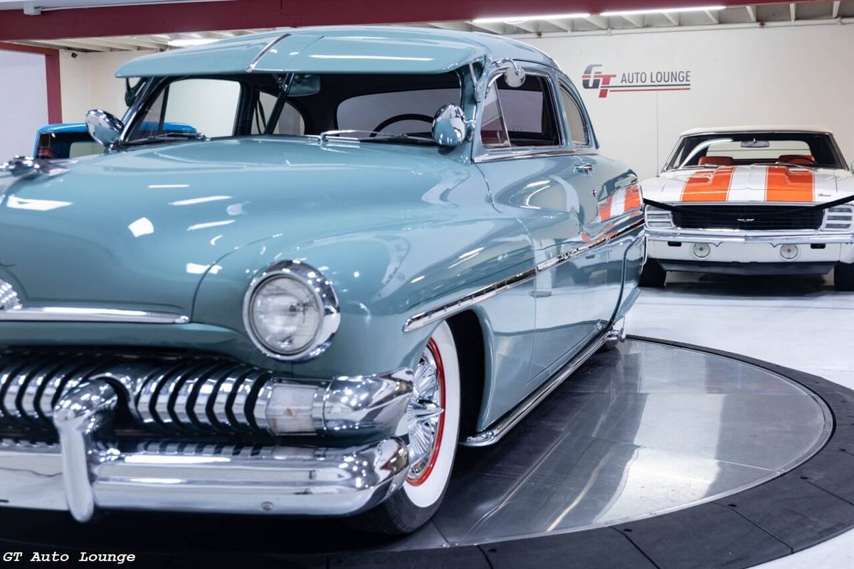 Mercury-eight-1951-grey-18