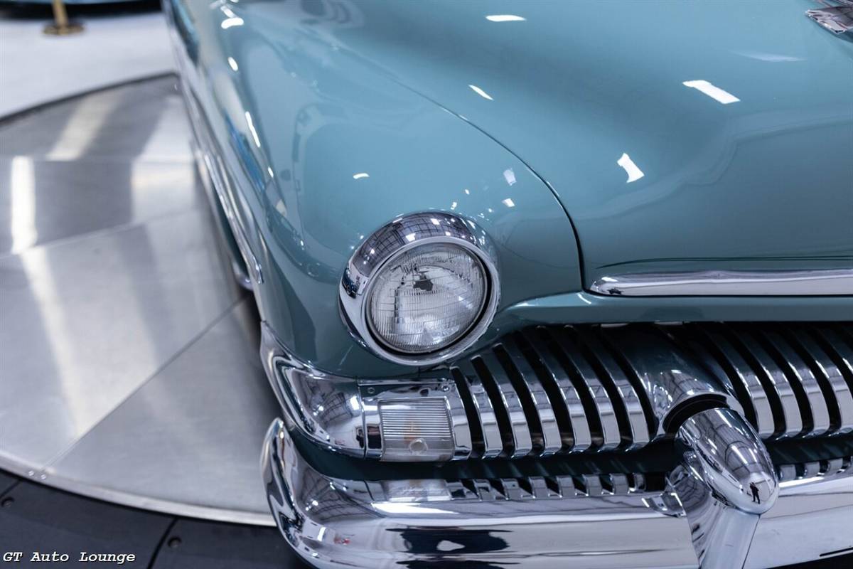 Mercury-eight-1951-grey-19