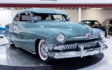 Mercury-eight-1951-grey-2