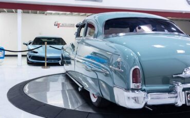 Mercury-eight-1951-grey-21