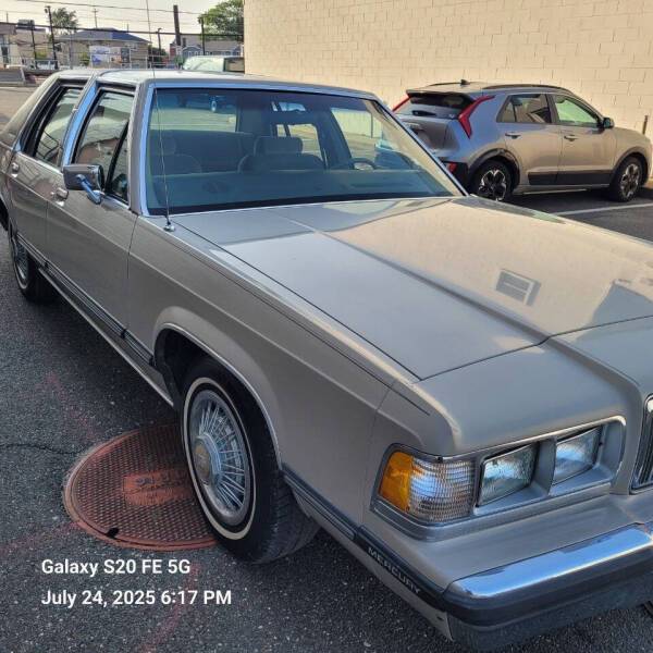 Mercury-grand-marquis-1988-4