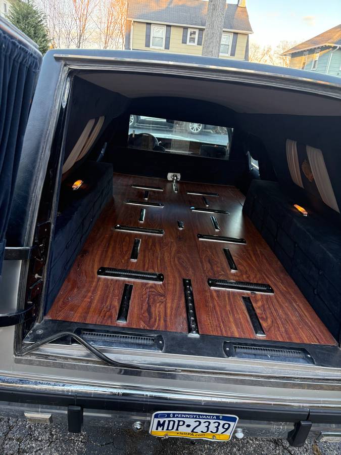 Mercury-grand-marquis-1989-silver-2