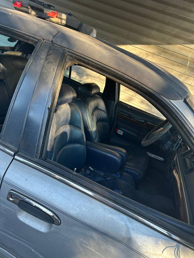 Mercury-grand-marquis-1996-silver-2