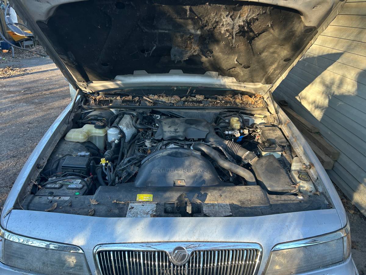 Mercury-grand-marquis-1996-silver-5