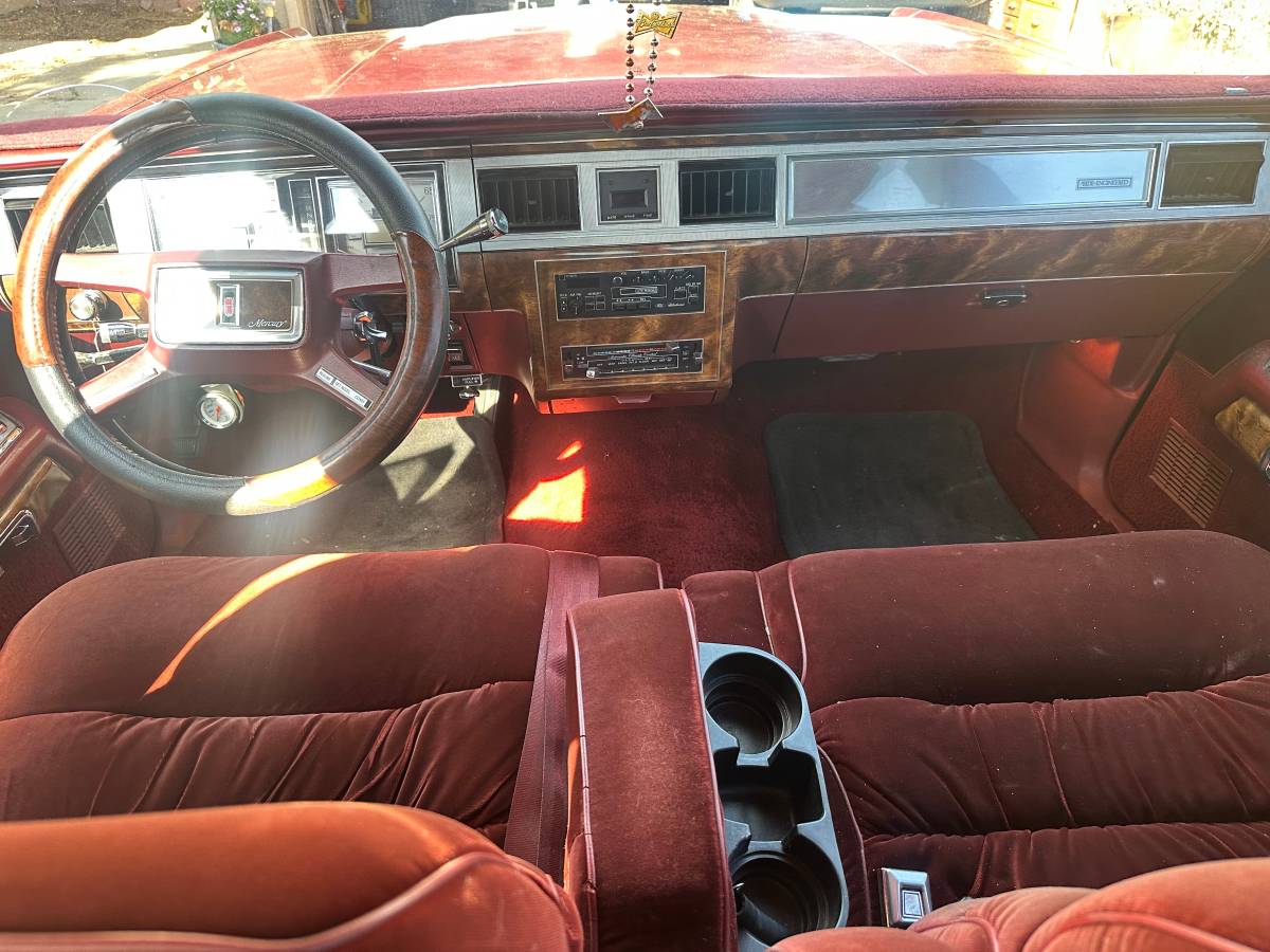 Mercury-grand-marquis-ls-1984-11