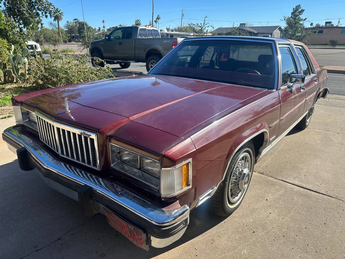 Mercury-grand-marquis-ls-1984-3