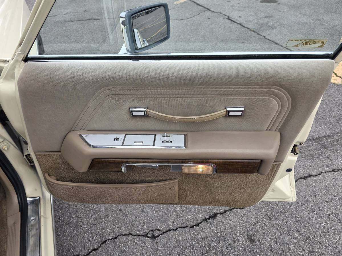 Mercury-grand-marquis-ls-1989-brown-18