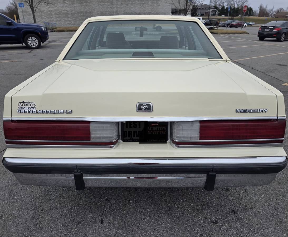 Mercury-grand-marquis-ls-1989-brown-3