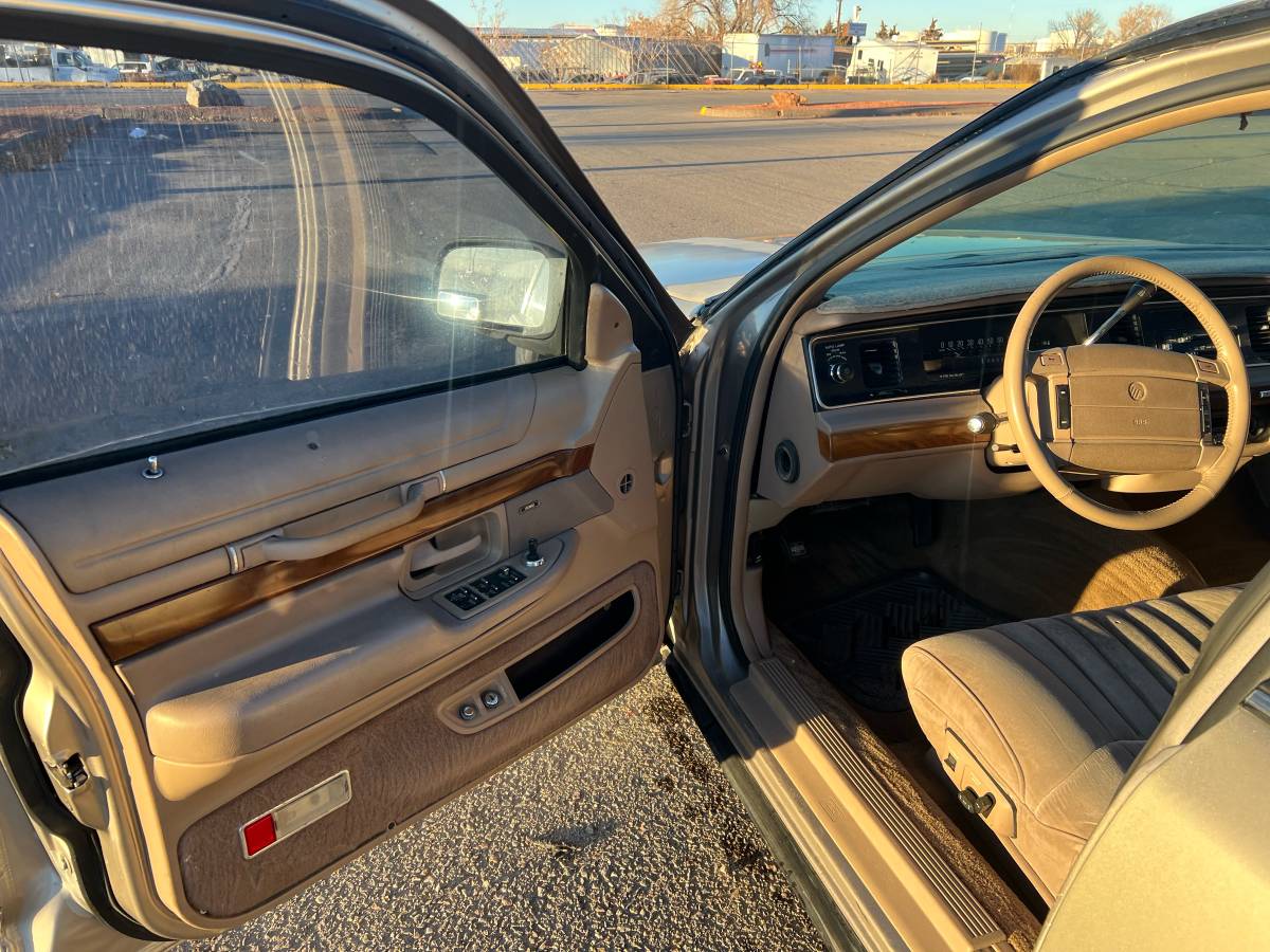 Mercury-grand-marquis-ls-1994-grey-6